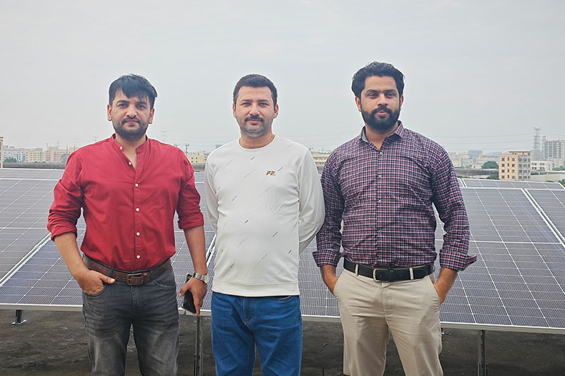 Pakistani-WAH-customers-visited-the-factory-5
