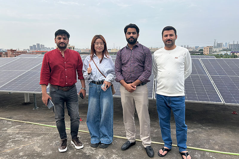 Pakistani-WAH-customers-visited-the-factory-2